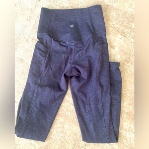 Athleta women’s size XXS indigo Salutation Stash pocket soft luxe tight